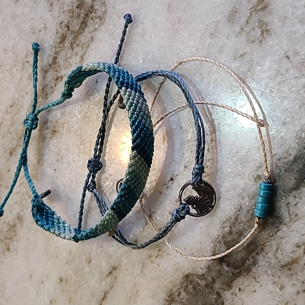 Pura Vida Monthly Bracelet Club Set September 2018